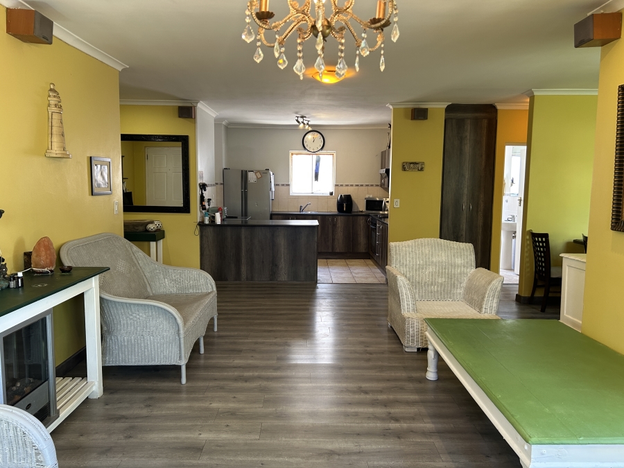 2 Bedroom Property for Sale in Zevenzicht Western Cape